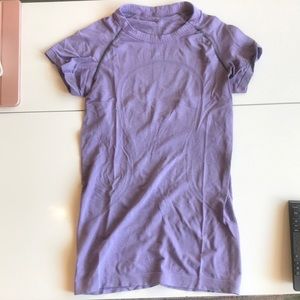 Swifty tech tee Lululemon size 6